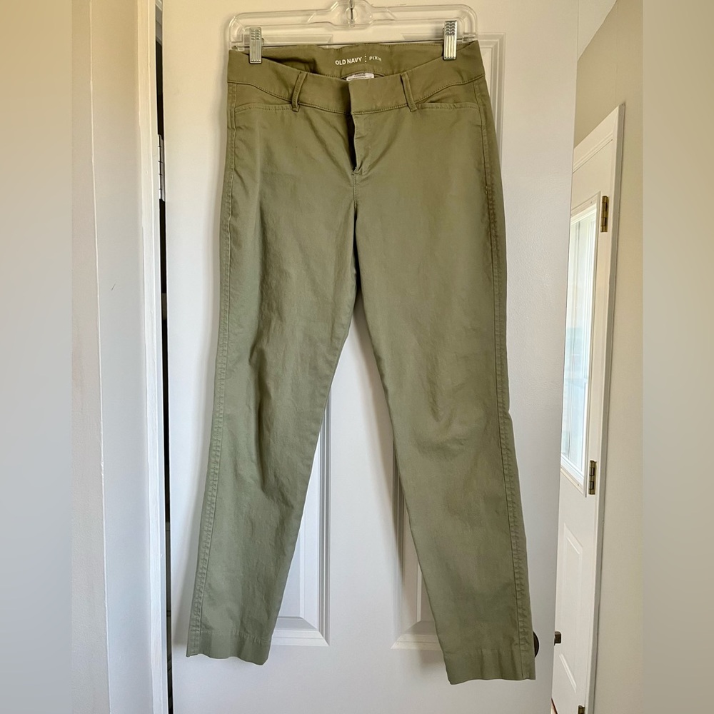 Old Navy Pixie Pants, Olive Color